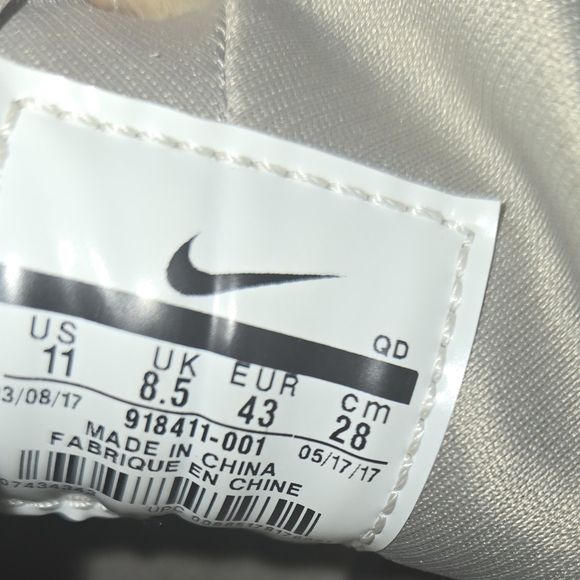 NIKE AIR HUARACHE WOMAN SIZE 11 - Picture 7 of 7